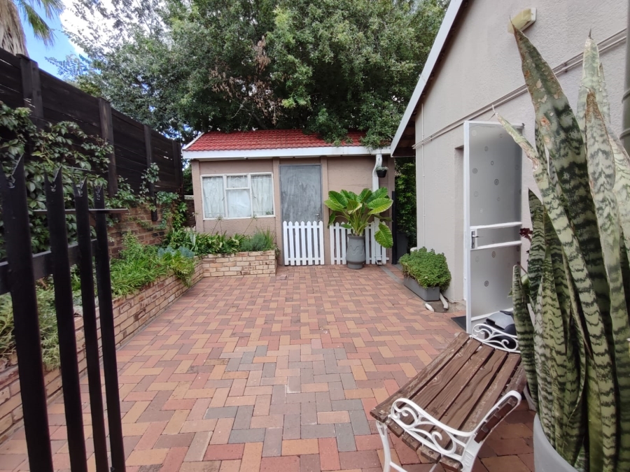 5 Bedroom Property for Sale in Stilfontein Ext 4 North West